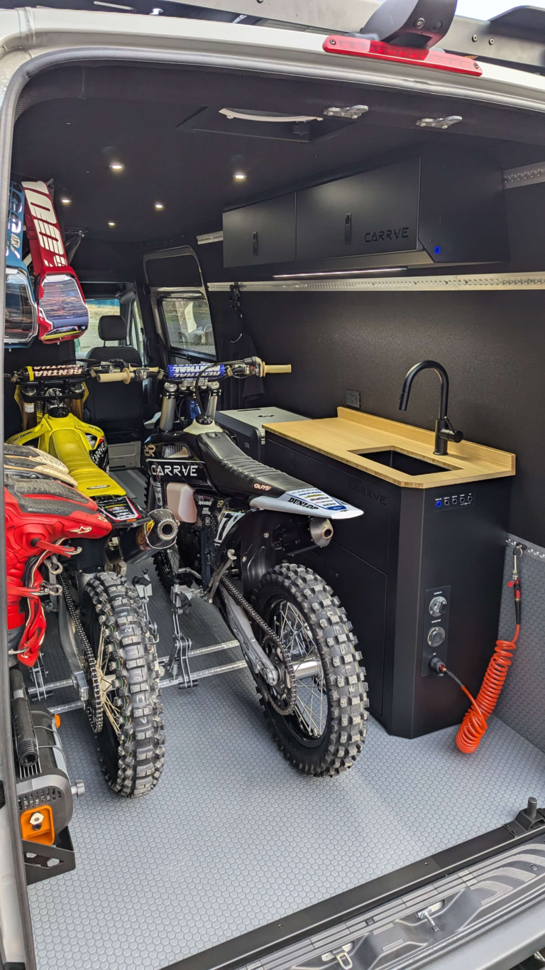 PXL_20251120_234222960