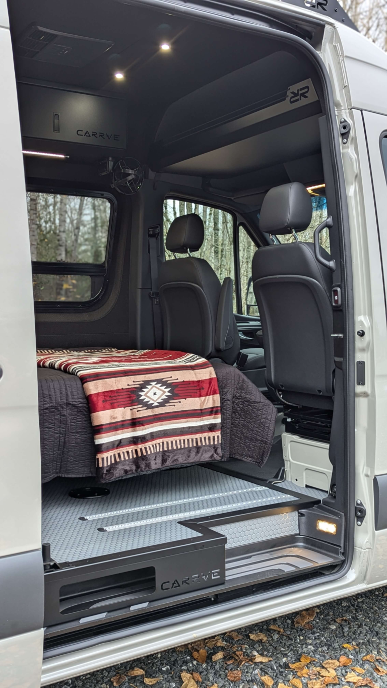 PXL_20251120_231026284.PORTRAIT